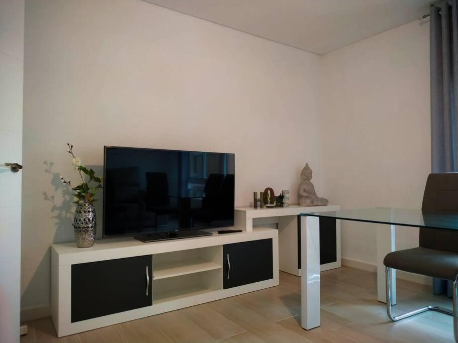 Apartamento Medina Cerca De La Ribera Cordoba Luaran gambar