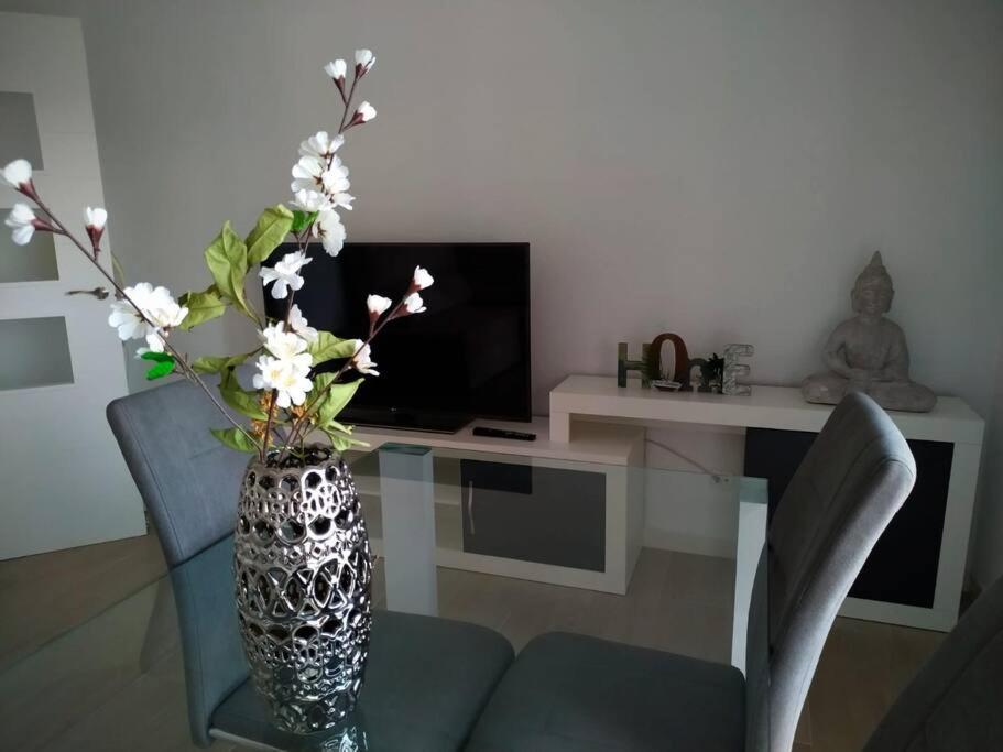 Apartamento Medina Cerca De La Ribera Cordoba Luaran gambar
